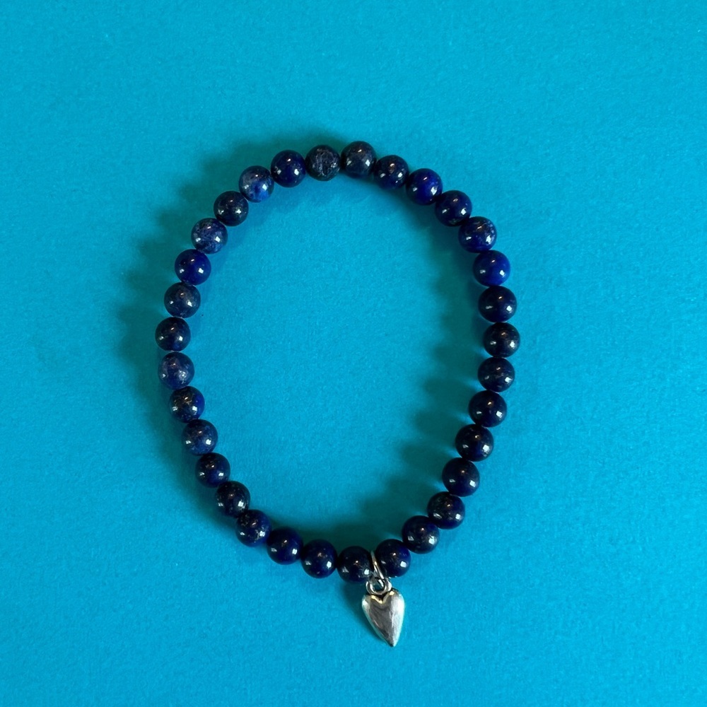 LAPIS LAZULI ENERGY BRACELET W/ HEART CHARM​